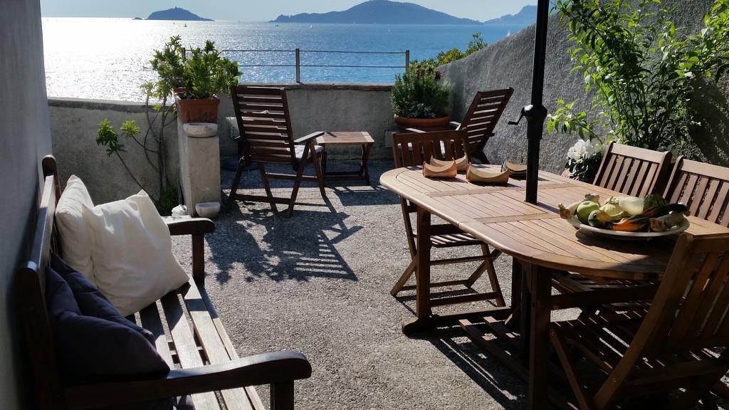 Le Sirene Bed & Breakfast Tellaro Exterior photo
